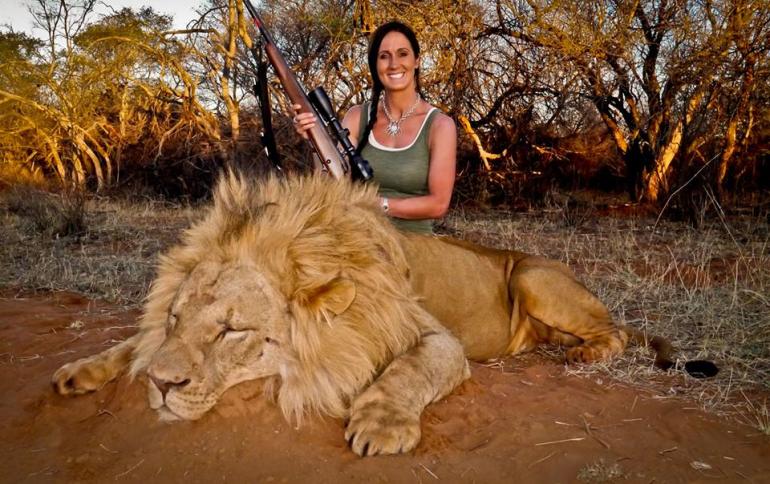 Melissa Bachman – In the new issue of MNSJ Magazine!