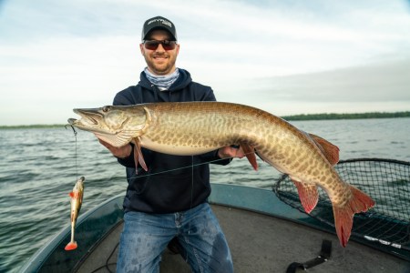 Finding Fins Show #17: Rainy River Update 3/25/21