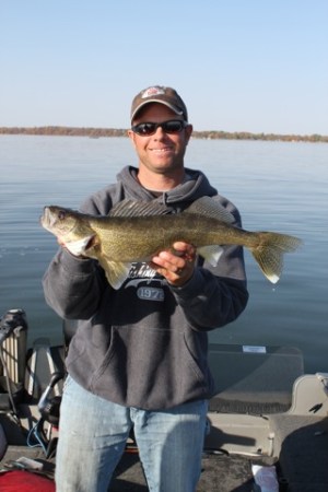 Finding Fins Show #18: Tapping Trees and Tullibees